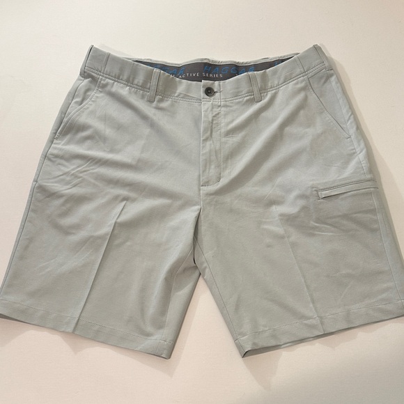 HAGGAR MENS ACTIVEWEAR SHORTS - Picture 1 of 6